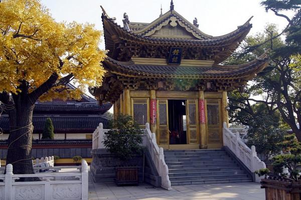 江西“良心”景區曝光,每年虧損上億門票卻免費,中午居然還管齋飯