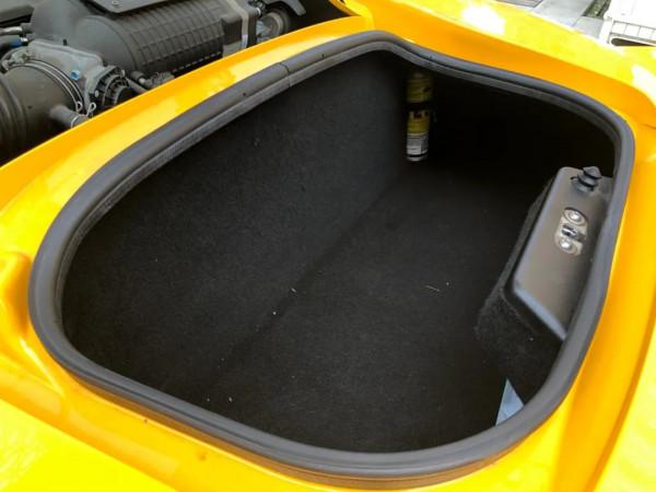 她讓你1秒忘記法拉利！高配5系的錢就能買超跑？