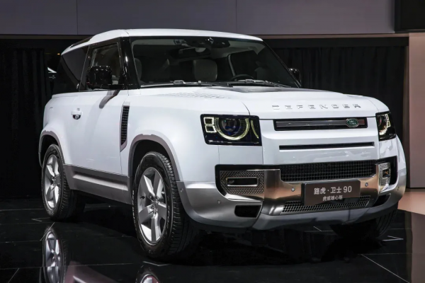 限量、不加價！每款都為新年準備，隨便開一臺出門都是焦點