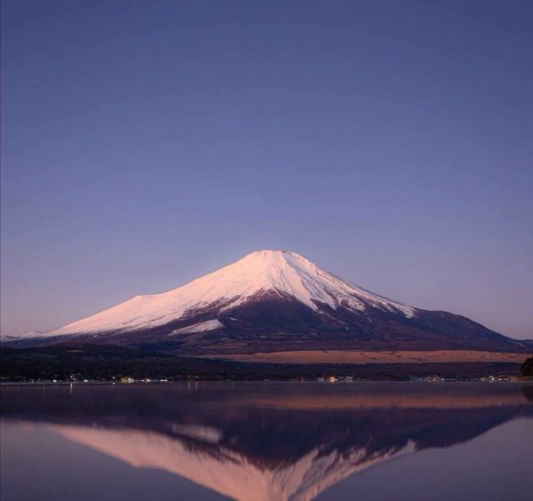 《月亮與六便士》摘抄 《月亮與六便士》摘抄