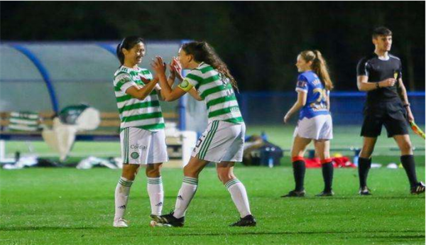 女子足球，你認為沈夢雨和趙麗娜誰更厲害一些？