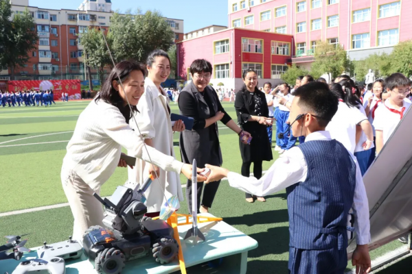 朝實校區舉辦“彩雲追月，情滿中秋”沉浸式體驗教育活動