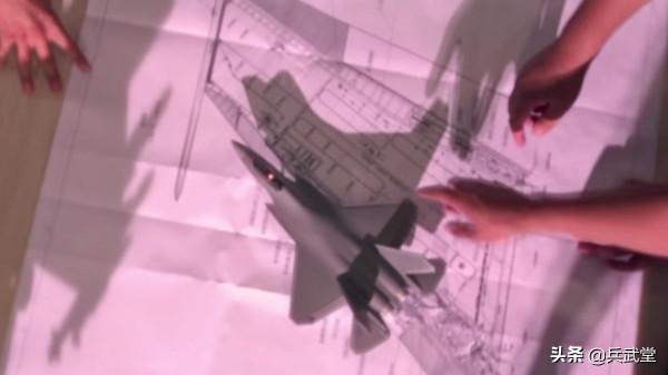 珠海航展總工說的都實現了？南北新戰機先後亮相，轟20應該也快了