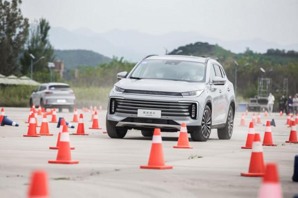 星途凌雲家用外表下居然藏著這麼強的爆發力