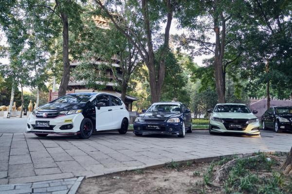 「活動聚會」世界公園潮車節 低趴改裝車一次看個夠