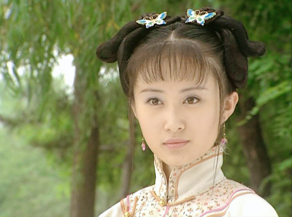 影視劇女主小時候與長大後對比，蔣勤勤好像仙女，舒暢楊紫差距大