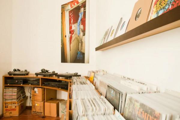 你怎麼年紀輕輕偏愛老物件？