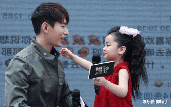 李亦航長大了，曾上《爸爸去哪兒》，今10歲愈發帥氣