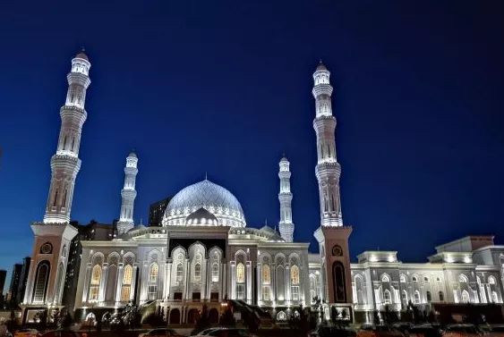 哈薩克五大地標建築夜景照明