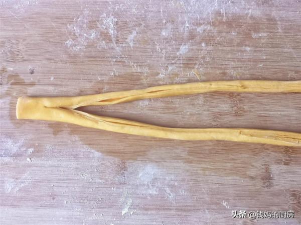 最近花捲這個做法火了,一切一卷像朵花,朋友圈裡大家都在曬 最近花捲這個做法火了,一切一卷像朵花,朋友圈裡大家都在曬