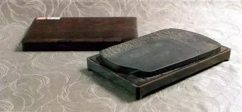 齊白石在畫院作畫，旁人問是否見過毛主席？齊白石：天天見到