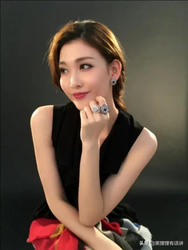 ​唐嫣佟麗婭蔣欣韓雪,盤點83年出生的25位女明星 ​唐嫣佟麗婭蔣欣韓雪,盤點83年出生的25位女明星