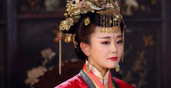 因私自看望女兒,皇帝下詔賜死岳父,朱元璋:朕早就對你不滿 因私自看望女兒,皇帝下詔賜死岳父,朱元璋:朕早就對你不滿