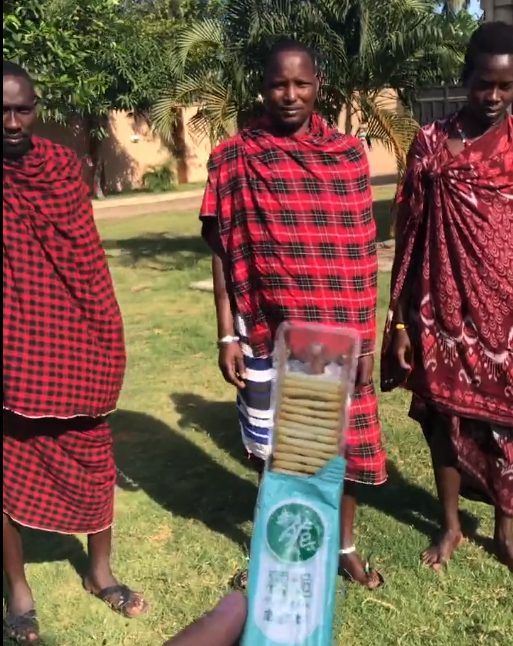 山東小夥在非洲創業三年，逆襲成為&quot;酋長&quot;，出行有保鏢做飯有保姆