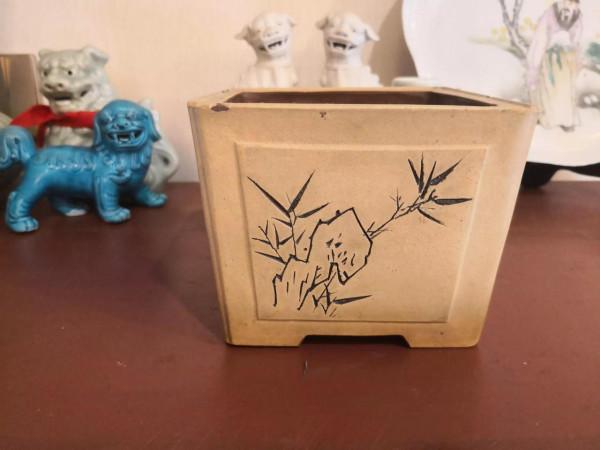 紫砂花盆賞析之五十三，七八十年代小印