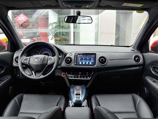 上汽大通 EUNIQ 6和東風本田X-NV誰好?如果有20萬你會選誰? 上汽大通 EUNIQ 6和東風本田X-NV誰好?如果有20萬你會選誰?