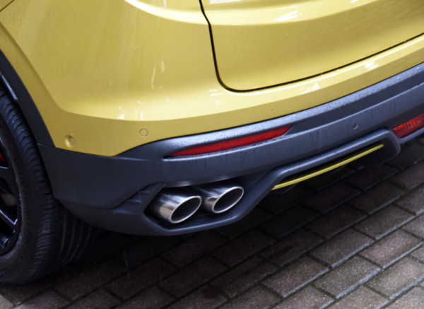 1&period;5T引擎爆發177馬力，8秒破百，7&period;58萬元起售，吉利繽越能買嗎？