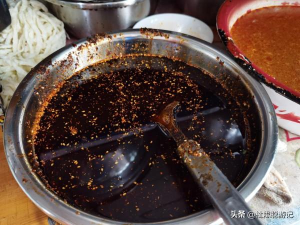 漢EV自駕新疆,暢遊朱雀湖,打卡可克達拉市網紅水上電影 漢EV自駕新疆,暢遊朱雀湖,打卡可克達拉市網紅水上電影