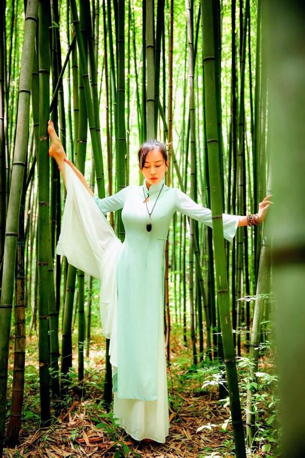 母其彌雅,雲南大山裡走出來的世界瑜伽女神 母其彌雅,雲南大山裡走出來的世界瑜伽女神