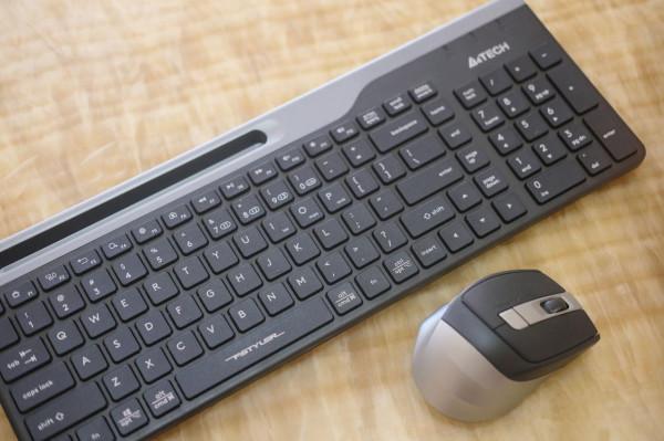 雙飛燕飛時代鍵鼠使用體驗：無線藍芽多模，平價辦公最優選