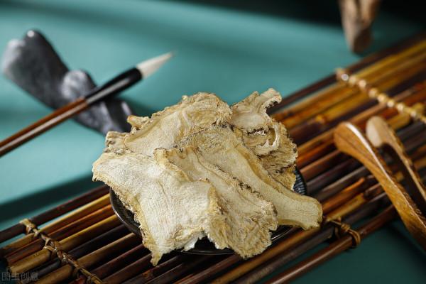 獨活寄生湯——補肝腎強筋骨，補氣又補血，帶走你骨子裡那些溼寒