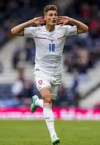 未來巨星？2021年進步最大的五位球員，誰能成為超巨？