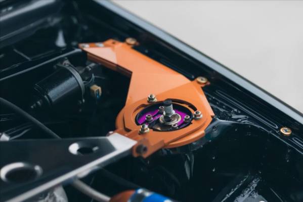 放了15年的豐田AE86，改裝後依舊迷人