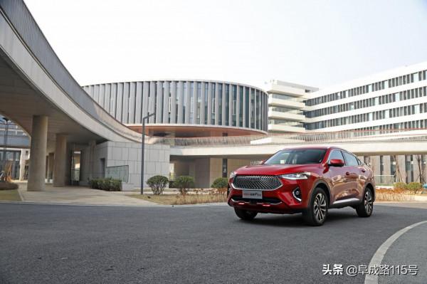 脫離手機聊微信! 這款2.0T四驅的轎跑SUV頂配才15萬 脫離手機聊微信! 這款2.0T四驅的轎跑SUV頂配才15萬