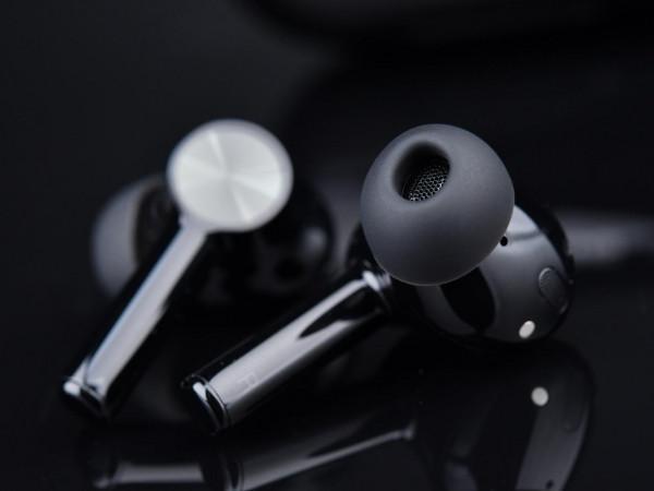 500元內降噪王者TWS耳機，一加 Buds Z2圖賞