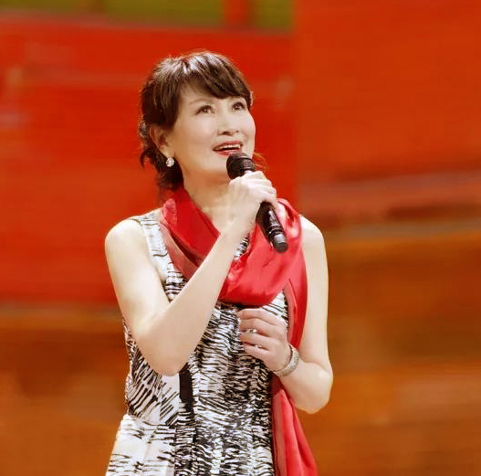 80年代女星陳燕華：最紅時為何息影？而今生活狀況怎樣？