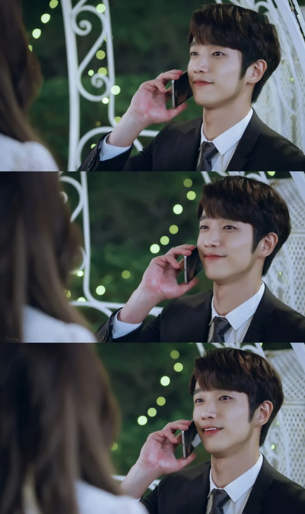 來咯來咯 漂亮的桌布來咯 | 一起去看海嗎？