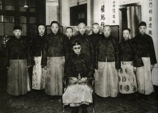 溥儀最小的妹妹，38歲第一次叫他“大哥”，晚年幸福，活到2004年