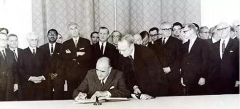 地球班往事：印度現身說法，五常是用啥辦法，防止核武器擴散的？