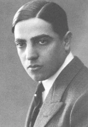 希臘船王：24歲成百萬富翁，62歲迎娶前美國第一夫人，到底憑什麼