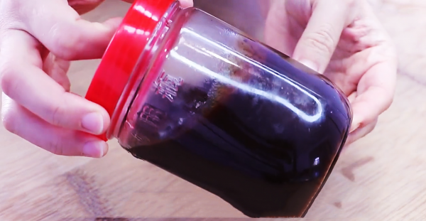 女人40歲別太節儉，常吃9種“零嘴”，滋陰補血，氣色紅潤顯年輕