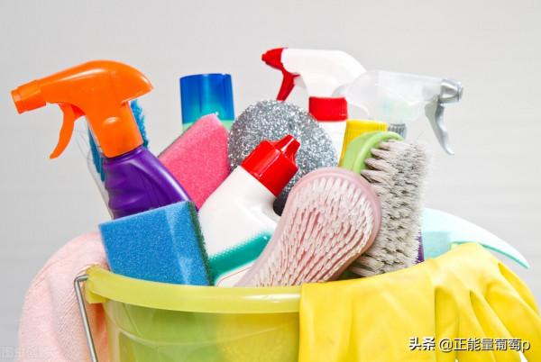 你知道廚房洗滌劑會讓手變粗糙嗎?它的危害你又知道多少 你知道廚房洗滌劑會讓手變粗糙嗎?它的危害你又知道多少