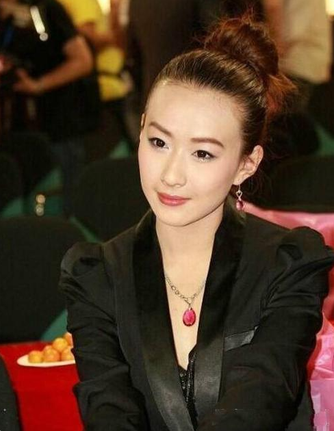 廣東23歲女孩,“臨危受命”接手父親家業,掌管鉅額資本 廣東23歲女孩,“臨危受命”接手父親家業,掌管鉅額資本