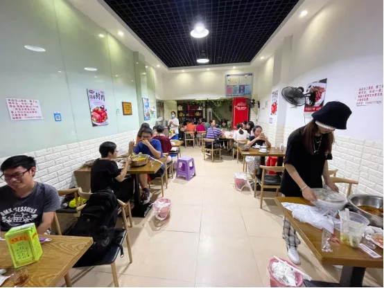 「阿站長開車」開溜背轎跑暢遊廈門，美景需要配靚車——寶馬 425i