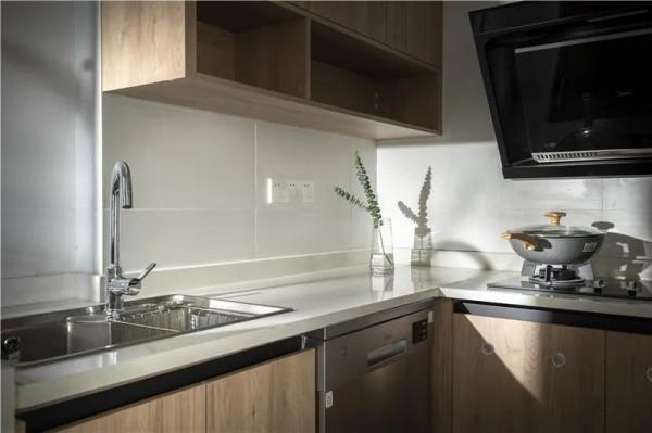 黃石裝修 | 兩居室禪意日式美宅，打造原木私人空間