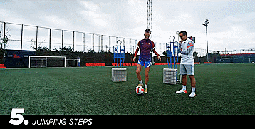 卡洛琳教你如何練習近距離控球 卡洛琳教你如何練習近距離控球