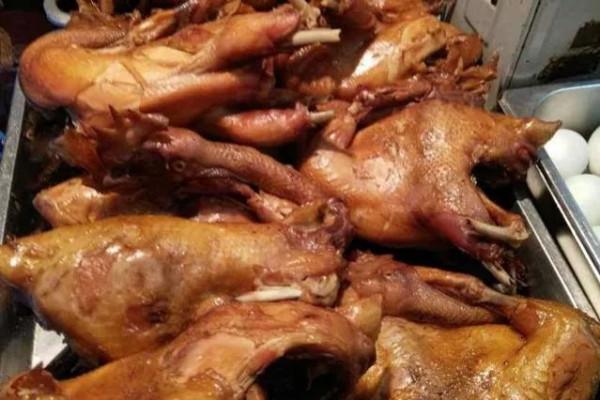 從“紅極一時”到“門庭冷落”，河南道口燒雞遭遇了啥？很現實