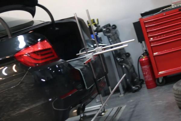 怪獸修車：翻新一輛13年的二手寶馬5系，耗時25天完美復活它