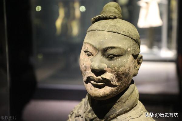 秦朝滅亡誰的責任最大？秦二世？還是趙高？是因為秦始皇太溫柔