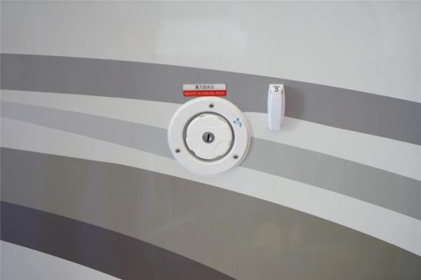 想要又大又豪華的客廳?這賽沸爾房車,兼顧旅居商務的最佳車型 想要又大又豪華的客廳?這賽沸爾房車,兼顧旅居商務的最佳車型