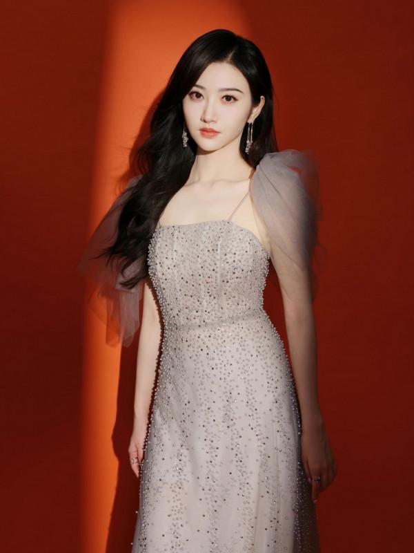 景甜 Silvia Elia 星河薄紗禮服空降資生堂美髮護髮釋出會現場 景甜 Silvia Elia 星河薄紗禮服空降資生堂美髮護髮釋出會現場