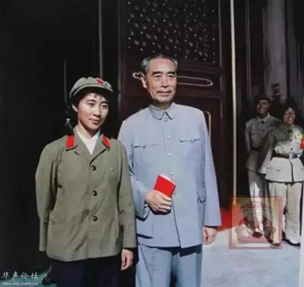 1976年1月8日，敬愛的周總理與世長辭，他一生為國為民，鞠躬盡瘁