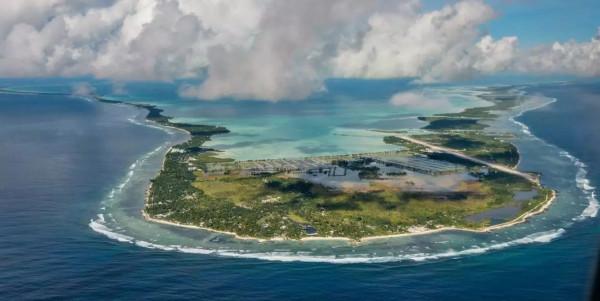 最孤獨的外交官吳鍾華：搭茅草屋，修升旗臺，一人支撐一座大使館