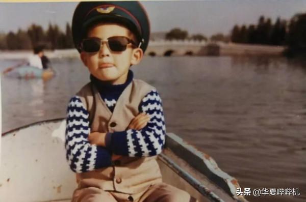 徐崢說他醜，雷佳音說他像大媽，郭京飛是個怎樣的人？