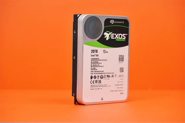 業界首創10碟片工藝之硬碟圖賞 業界首創10碟片工藝之硬碟圖賞