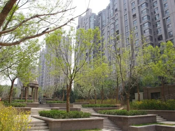 四軌交匯 總價350萬上車二環 四軌交匯 總價350萬上車二環